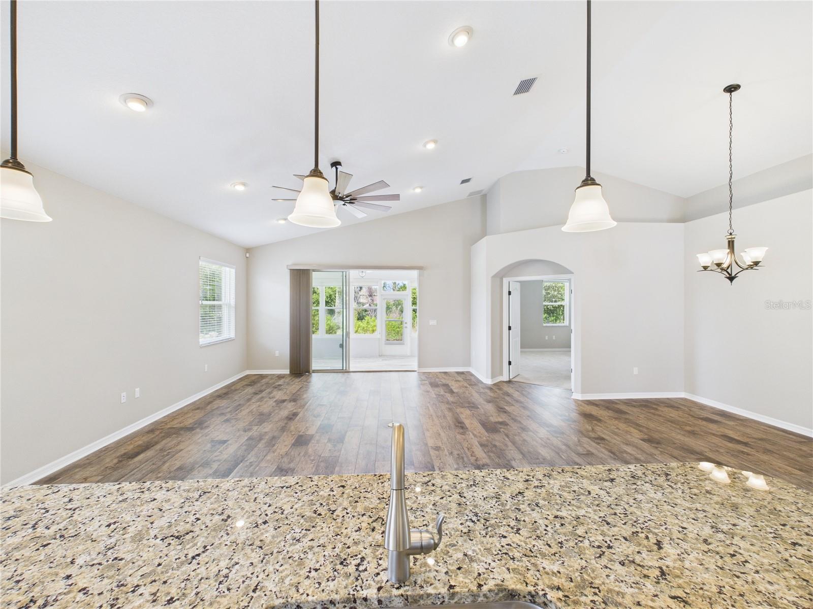 63 Park Place Cir Property Photo 18