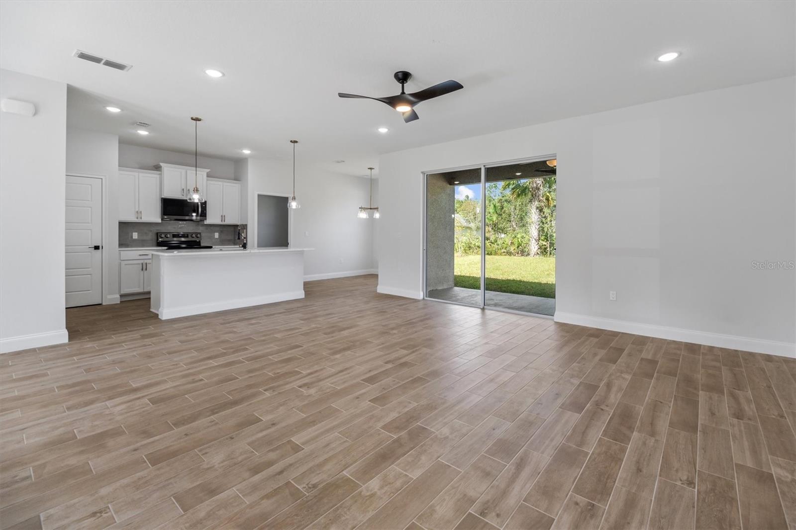 6 Sligo Mill Ct Property Photo 3