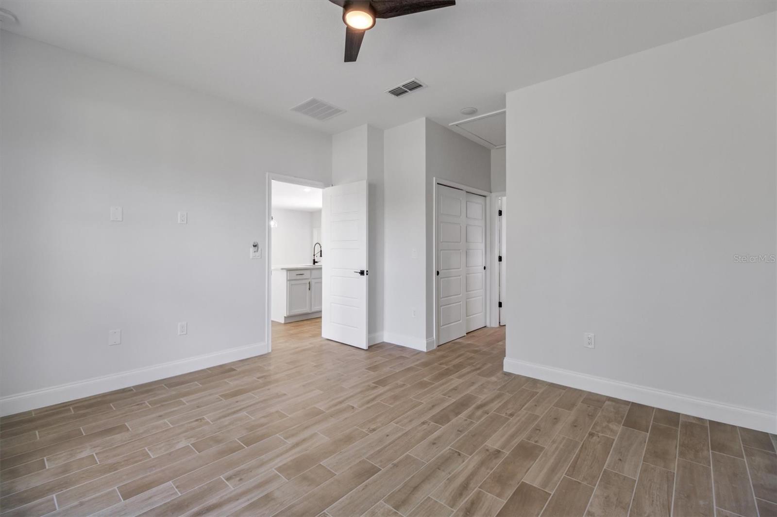 6 Sligo Mill Ct Property Photo 8