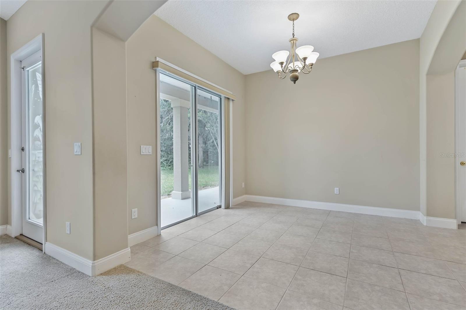 21 N Village Dr Property Photo 18