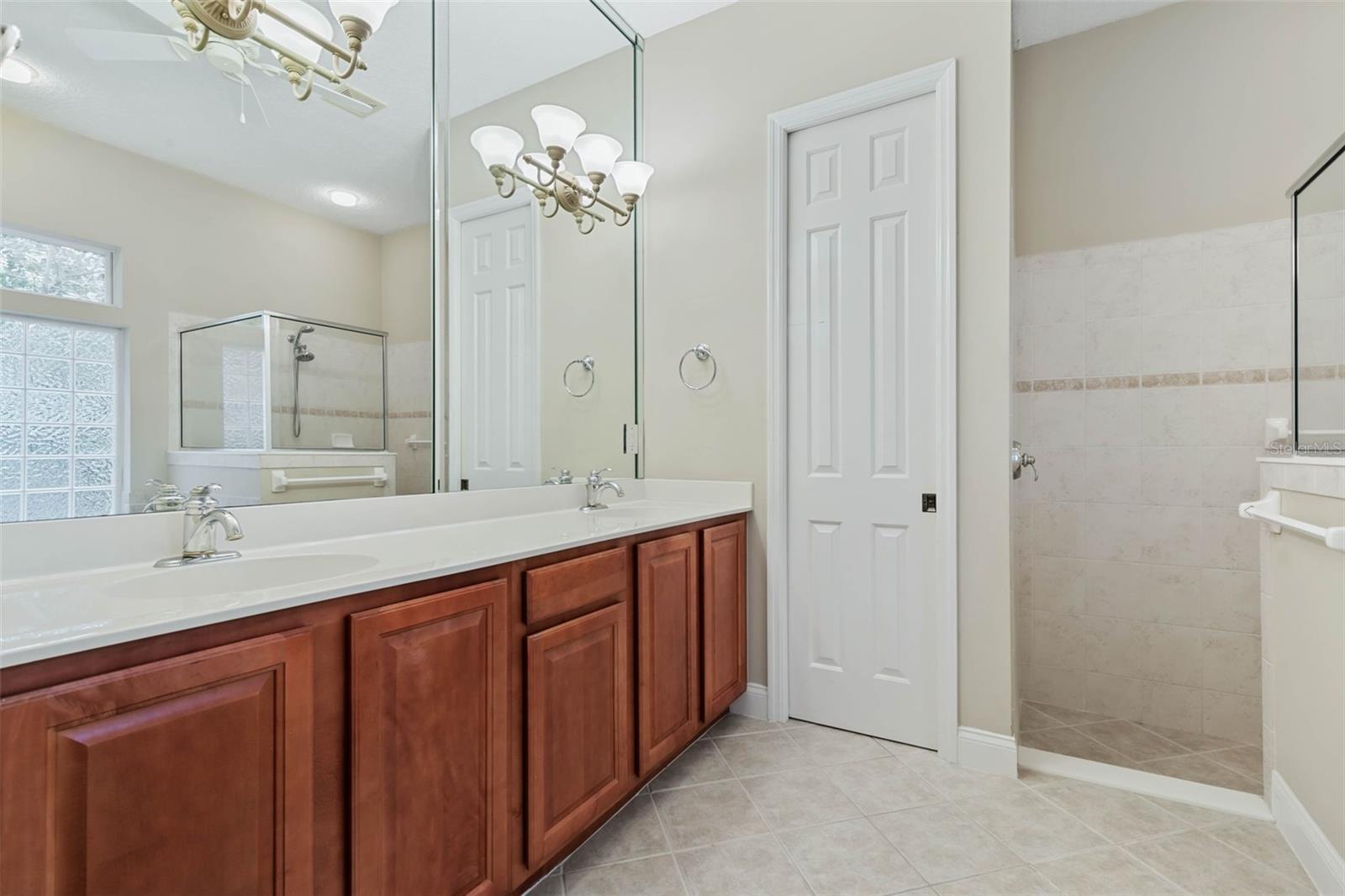 21 N Village Dr Property Photo 21