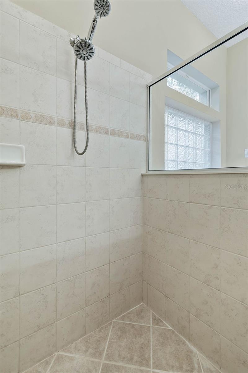 21 N Village Dr Property Photo 22