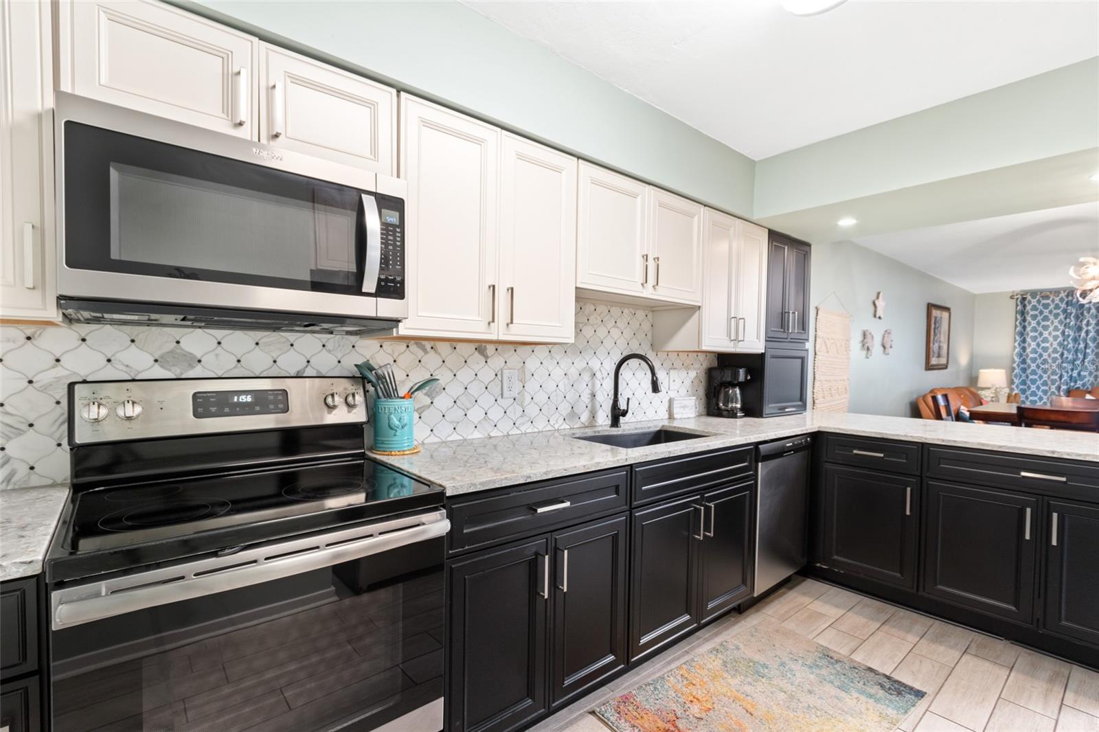 180 Ocean Hibiscus Dr #301 Property Photo 15