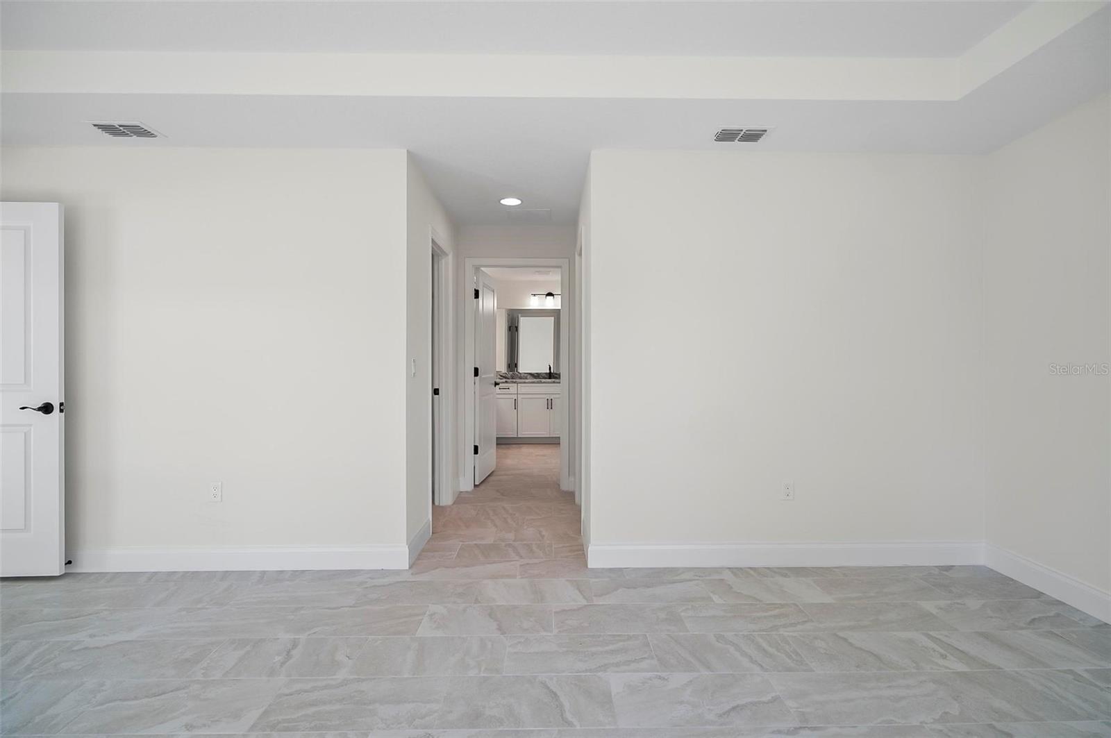 10 Renworth Pl Property Photo 49