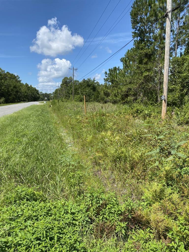 550 W River Rd Property Photo 5