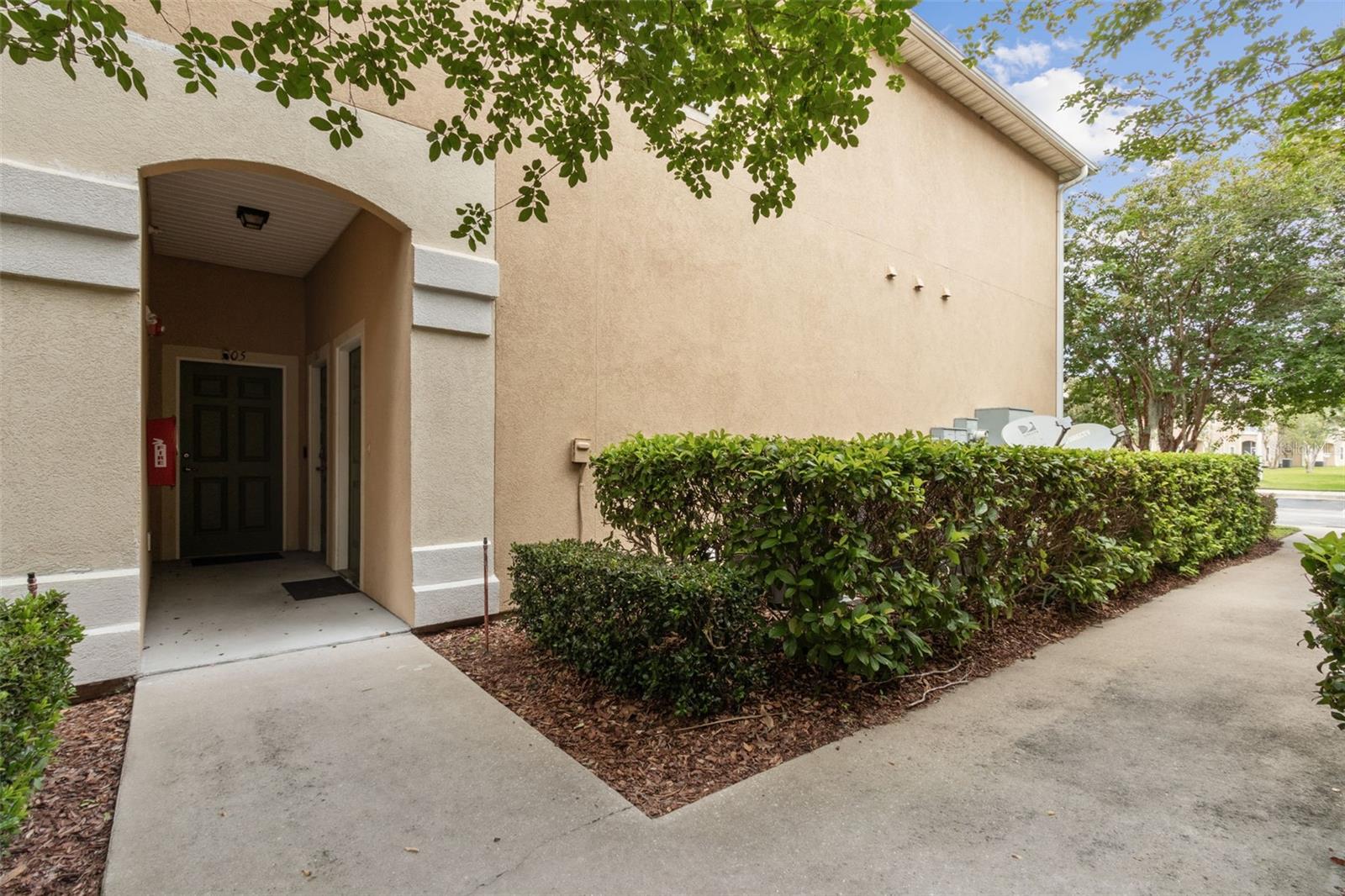 503 Golden Lake Loop Property Photo 8