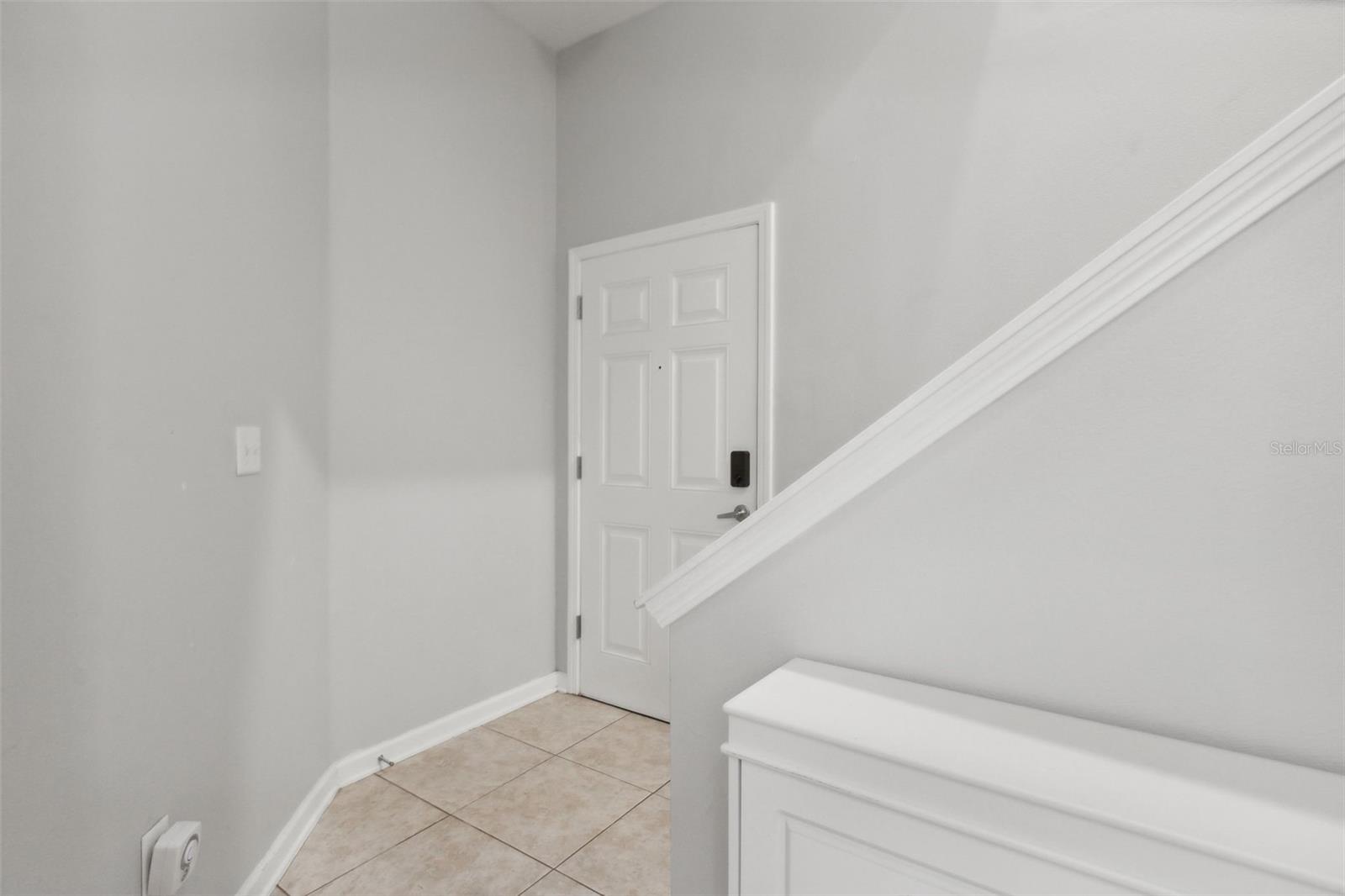 503 Golden Lake Loop Property Photo 9