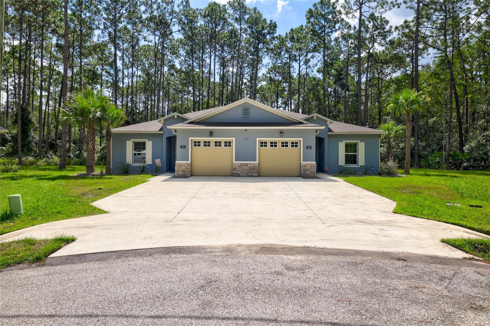 37 Ullman Pl #a & B Property Photo 2