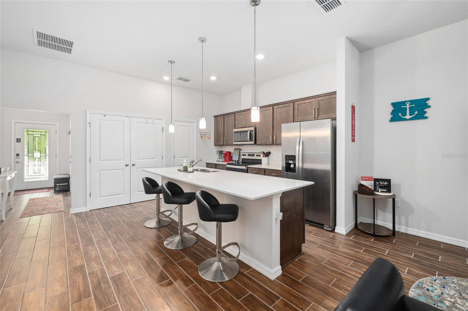 37 Ullman Pl #a & B Property Photo 7