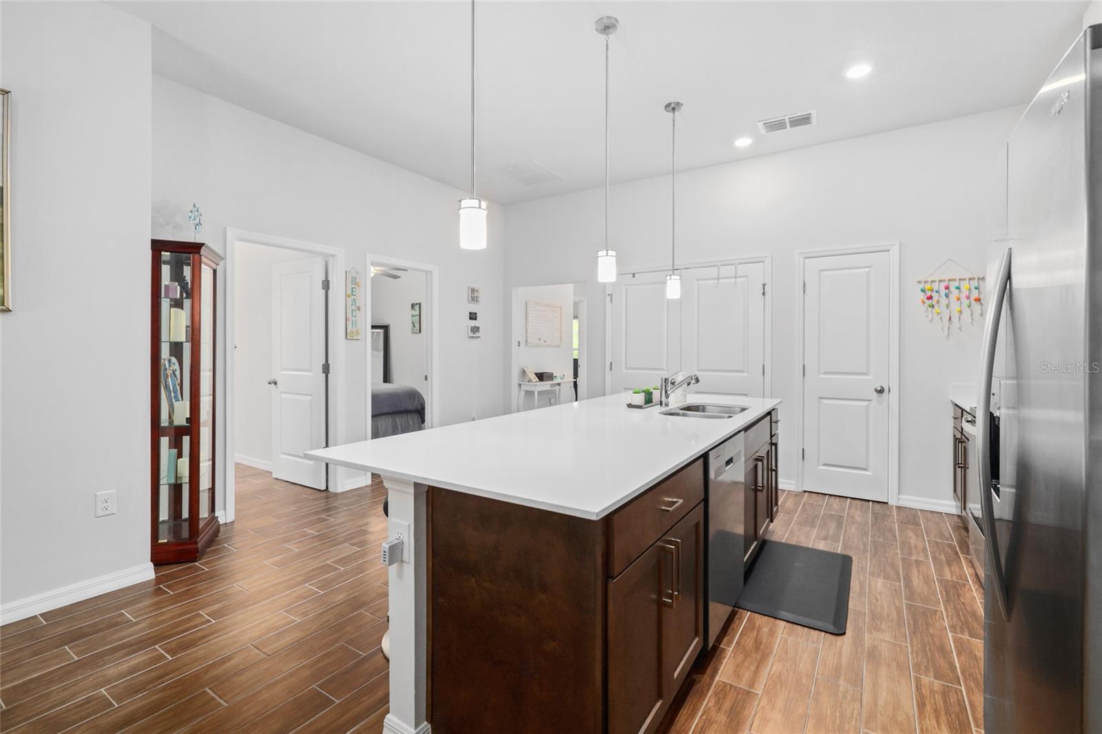 37 Ullman Pl #a & B Property Photo 9
