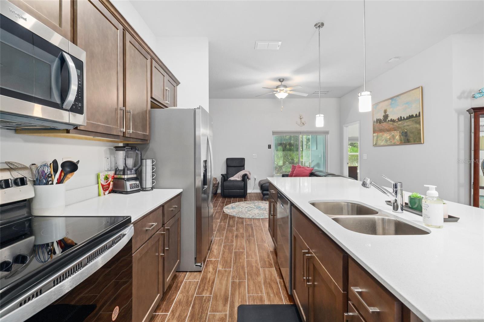 37 Ullman Pl #a & B Property Photo 10