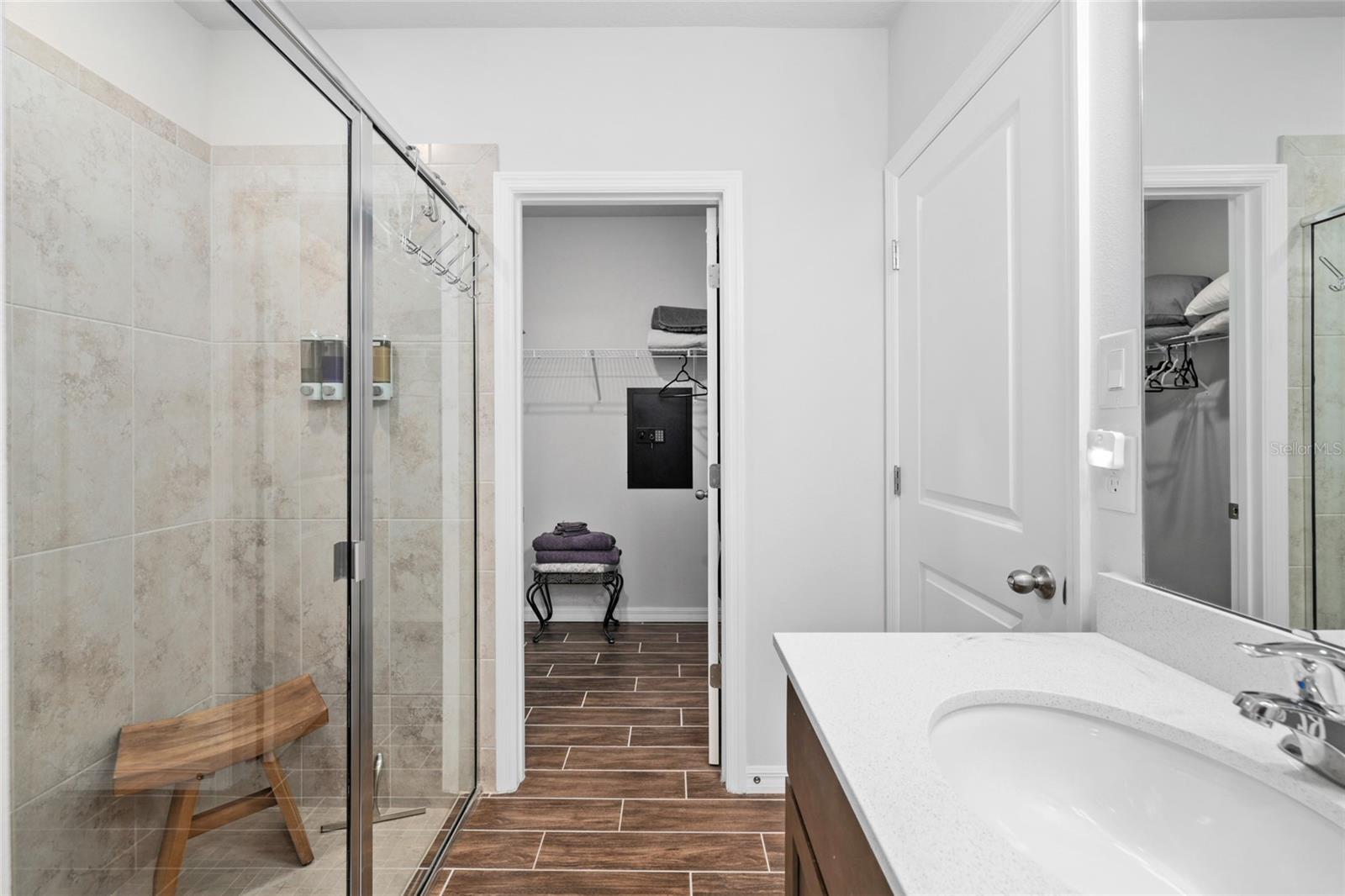37 Ullman Pl #a & B Property Photo 21