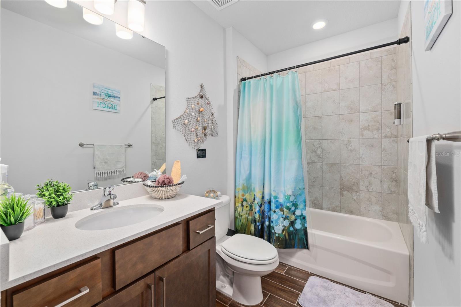 37 Ullman Pl #a & B Property Photo 27