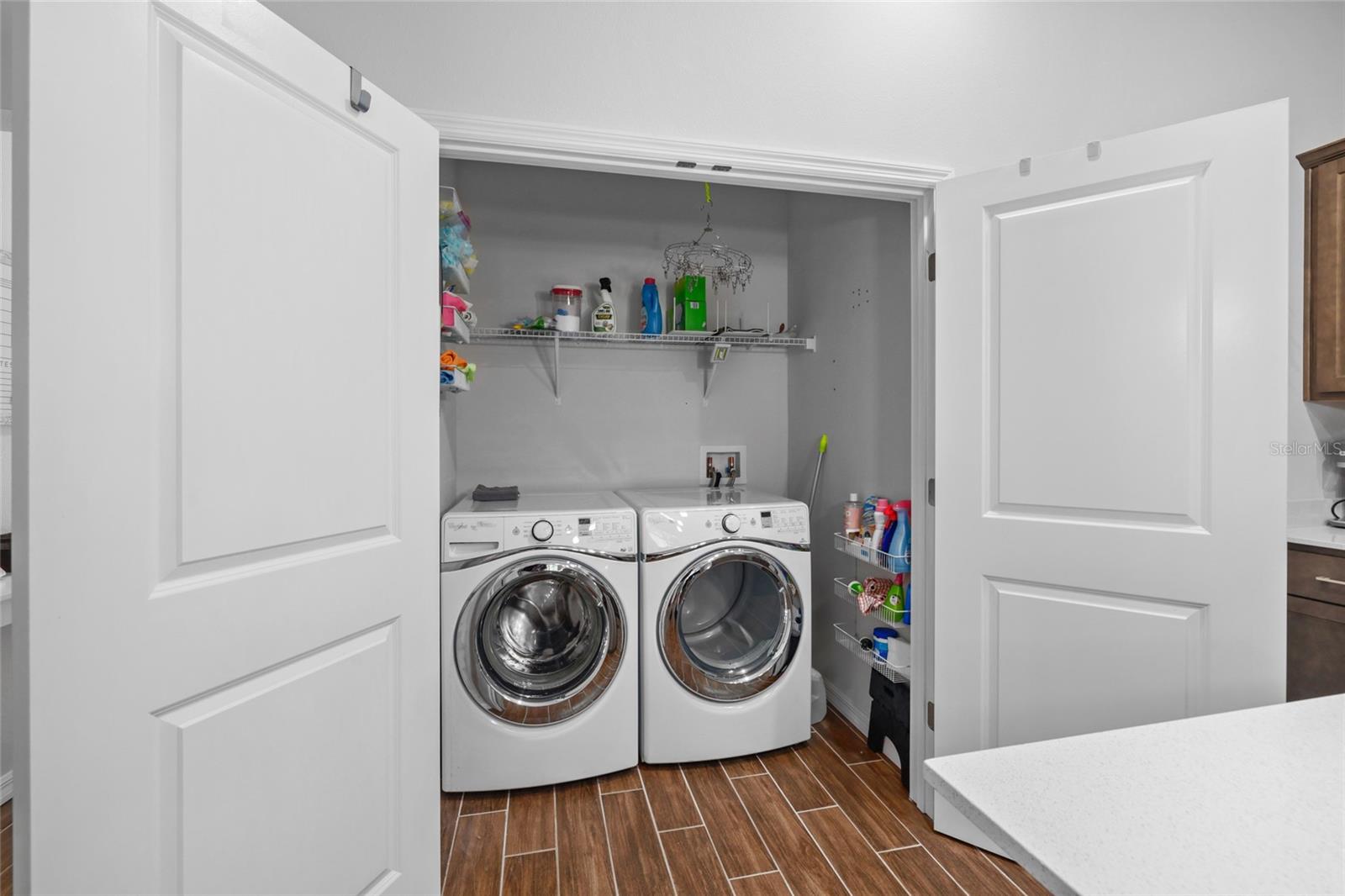 37 Ullman Pl #a & B Property Photo 28