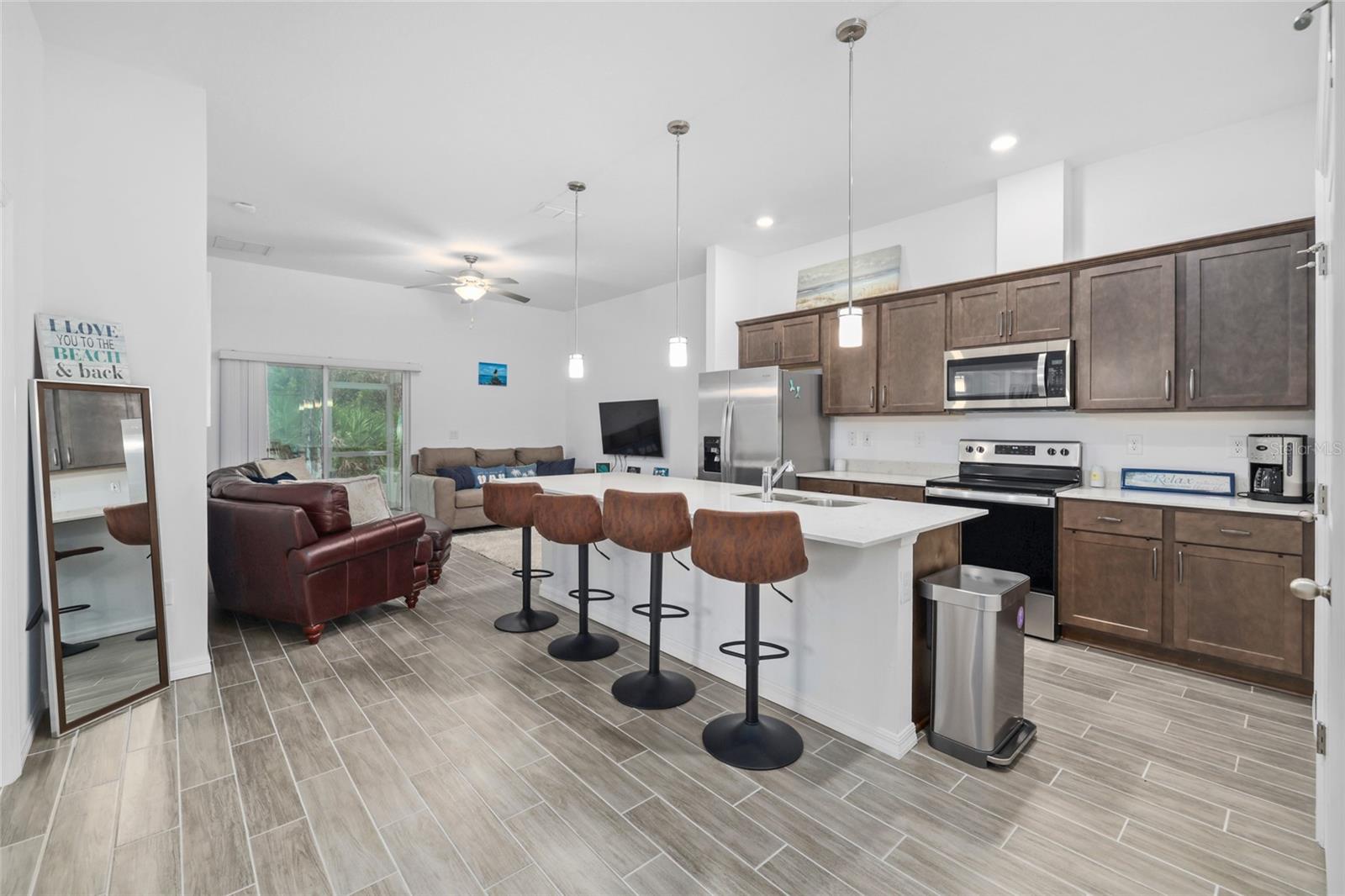 37 Ullman Pl #a & B Property Photo 32