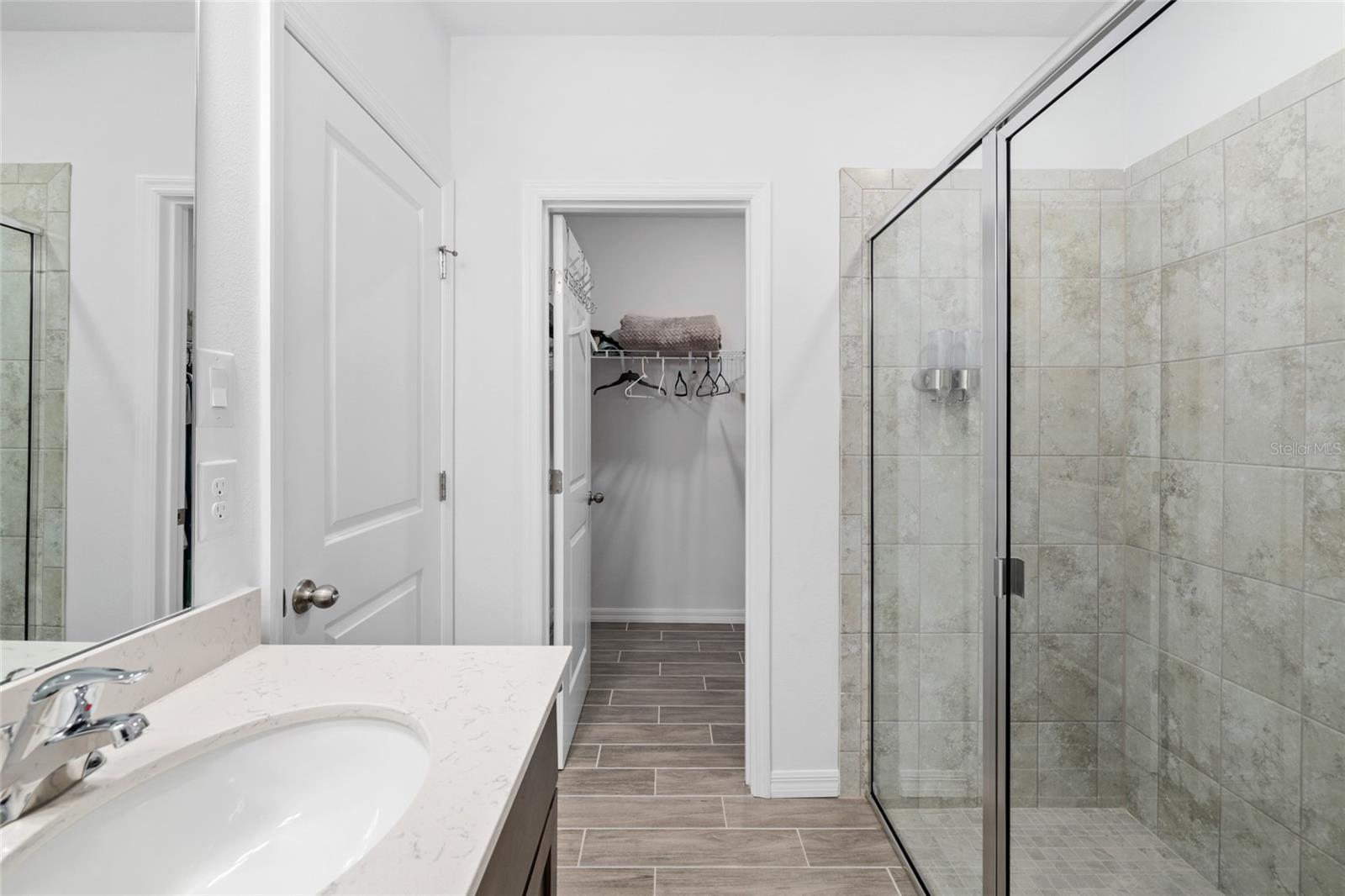 37 Ullman Pl #a & B Property Photo 45