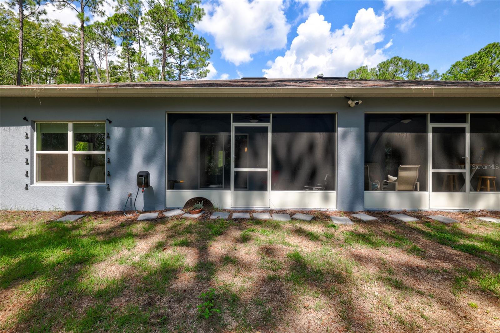 37 Ullman Pl #a & B Property Photo 48