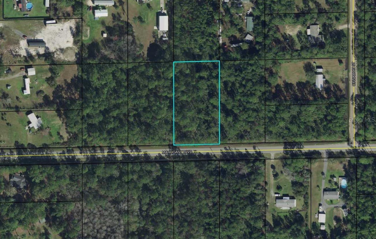 5814 Mahogany Blvd Property Photo 6