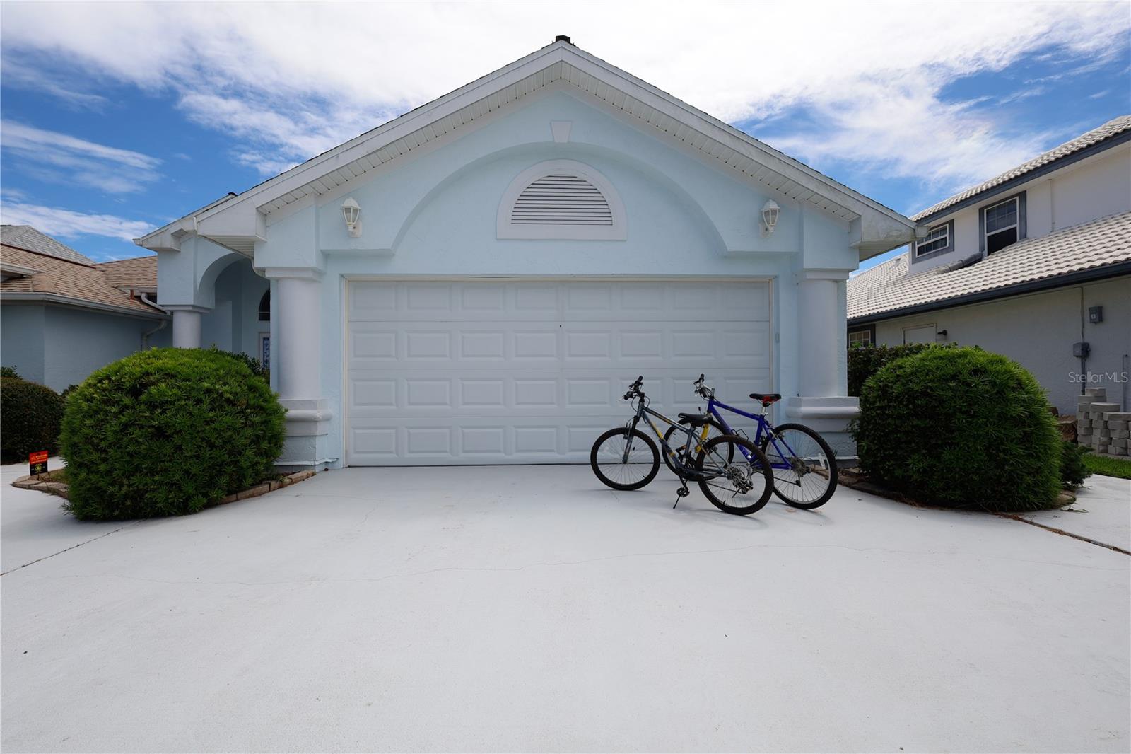 16 Cedarwood Ct Property Photo 3