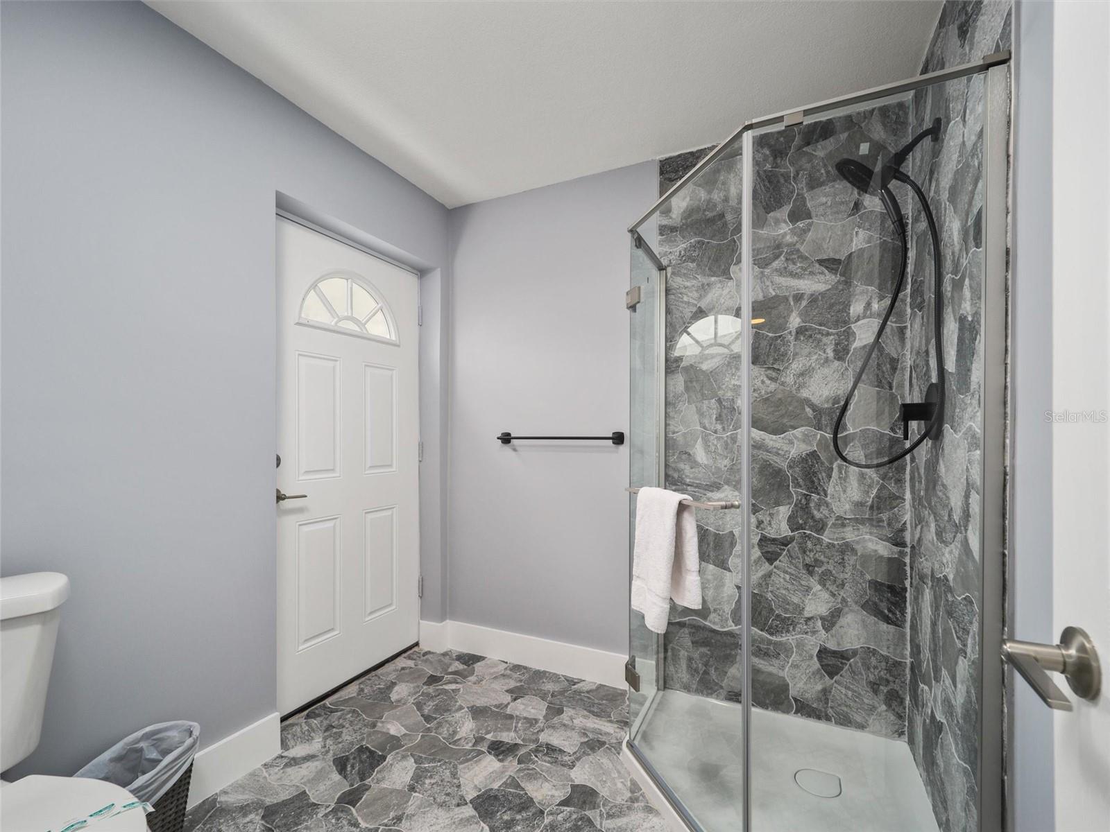 2 Cedar Ct Property Photo 14