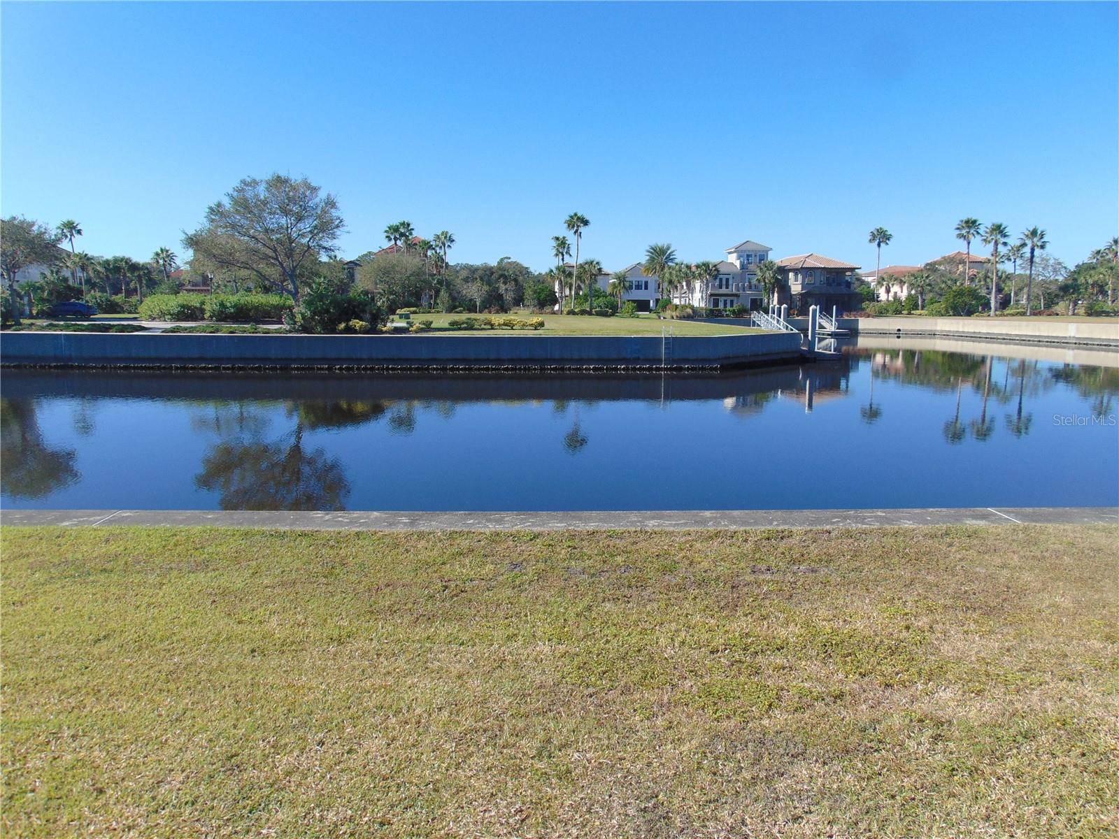 258 Harbor Village Pt N Property Photo 1