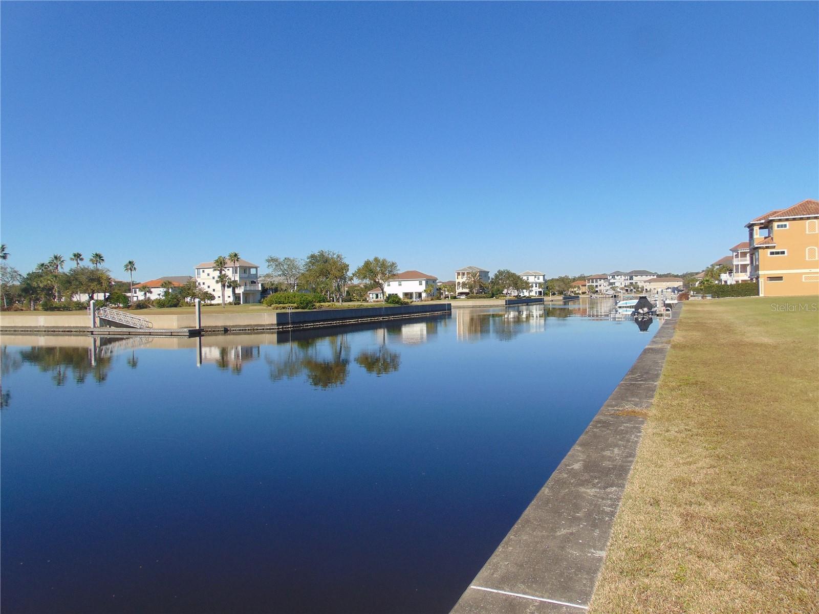 258 Harbor Village Pt N Property Photo 6