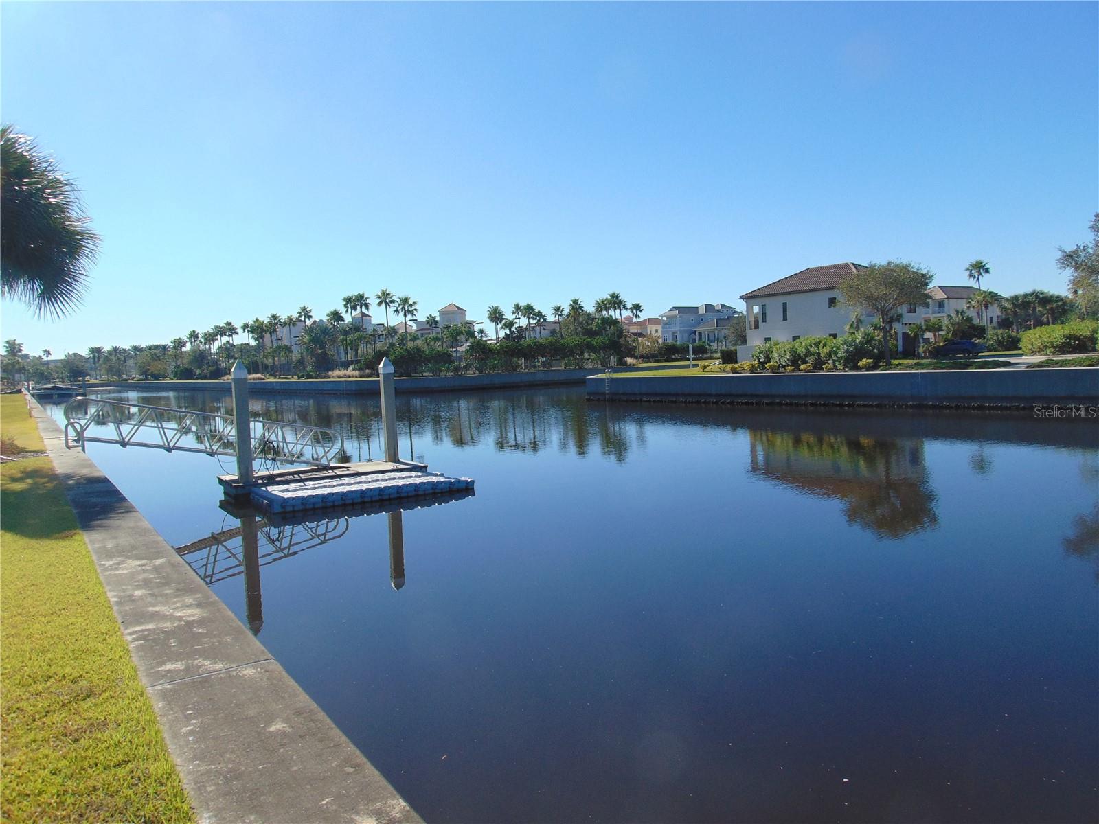258 Harbor Village Pt N Property Photo 7