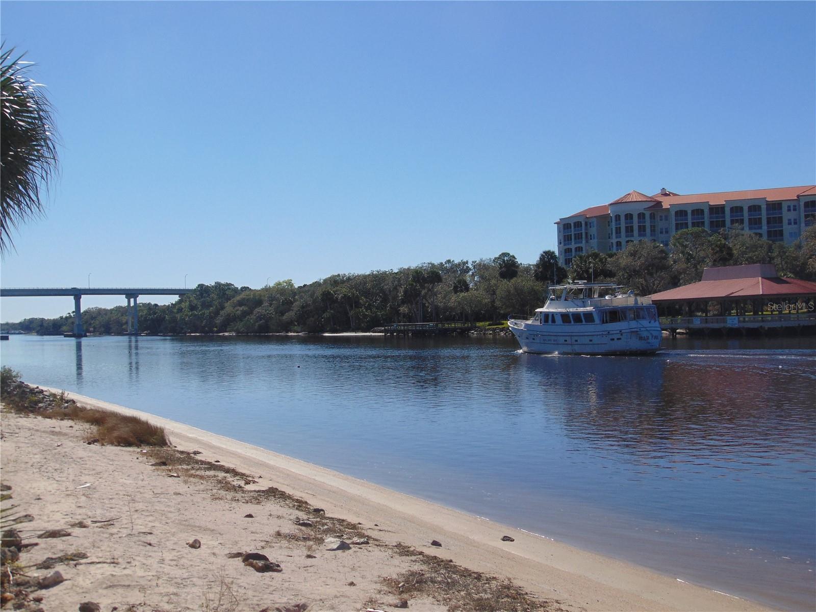 258 Harbor Village Pt N Property Photo 13
