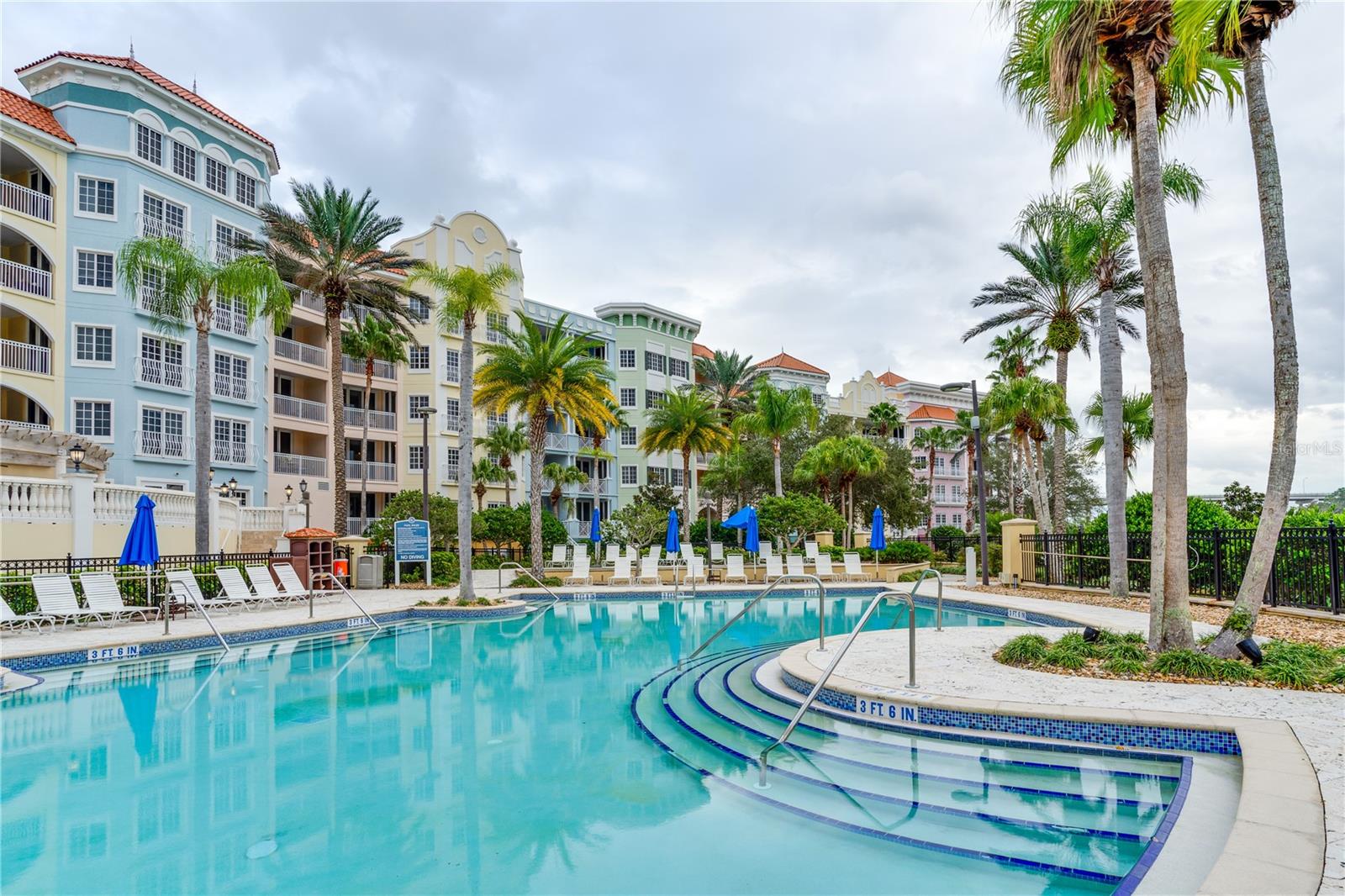 102 YACHT HARBOR DR #470 Property Photo 1