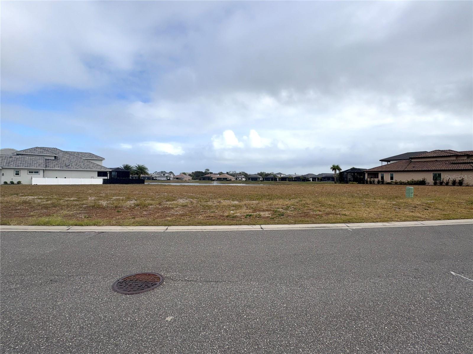 48 Del Palma Dr Property Photo 3