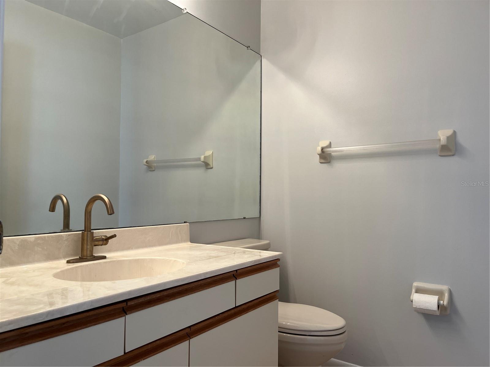 8 Marina Point Pl #8 Property Photo 14