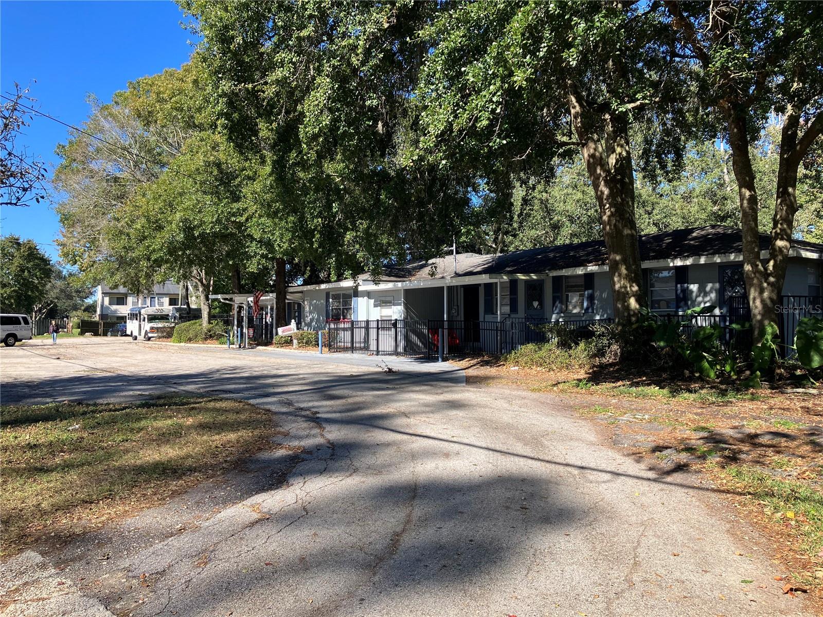 4371 Losco Rd Property Photo 2