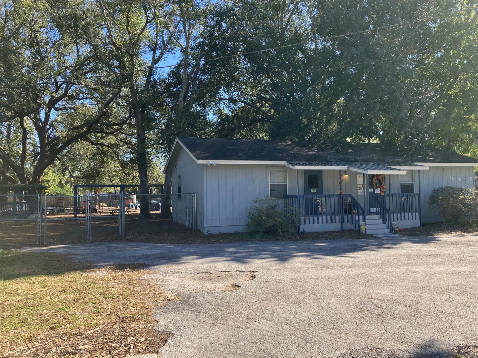 4371 Losco Rd Property Photo 8
