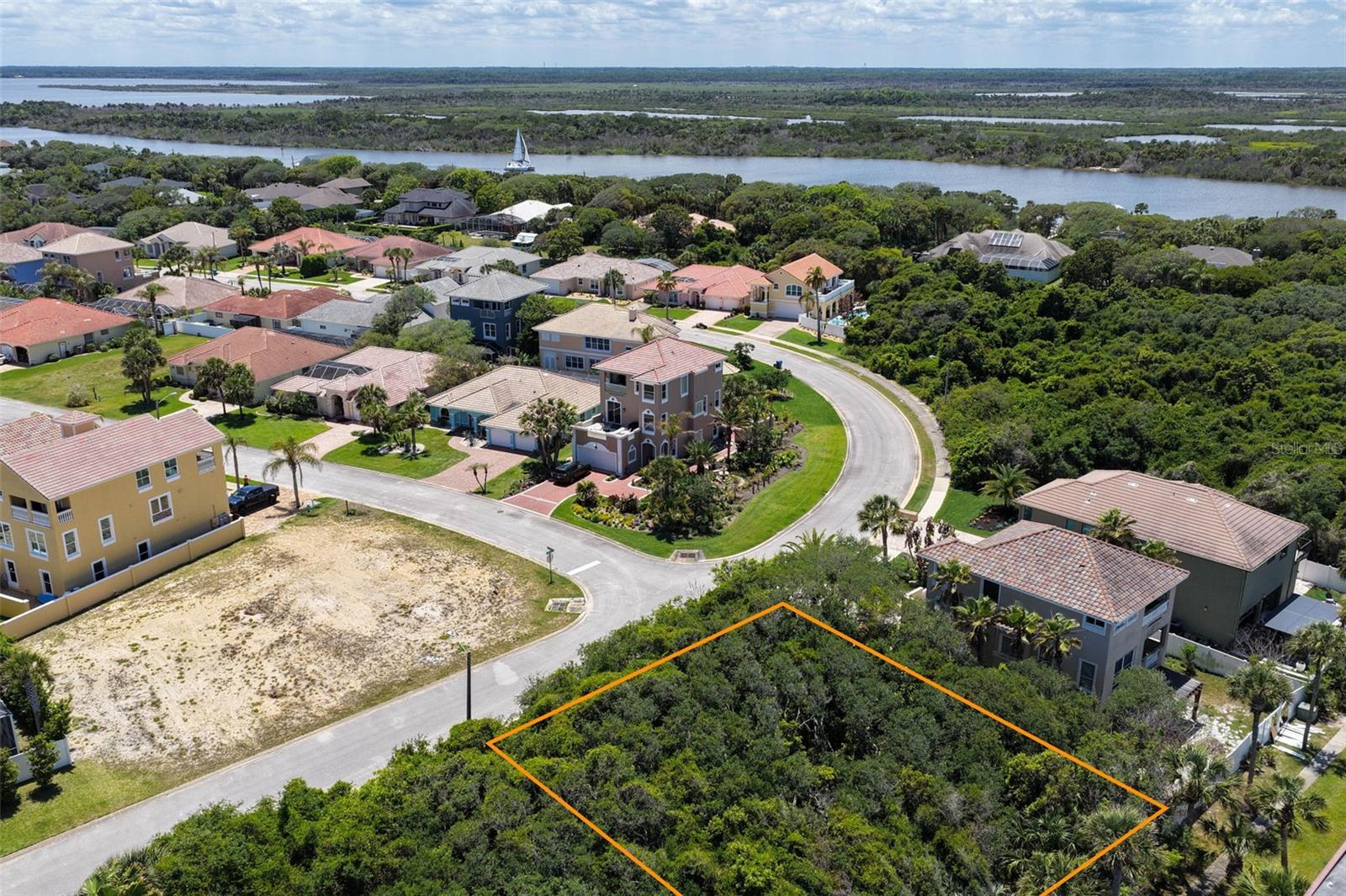 148 Coquina Key Dr Property Photo 8