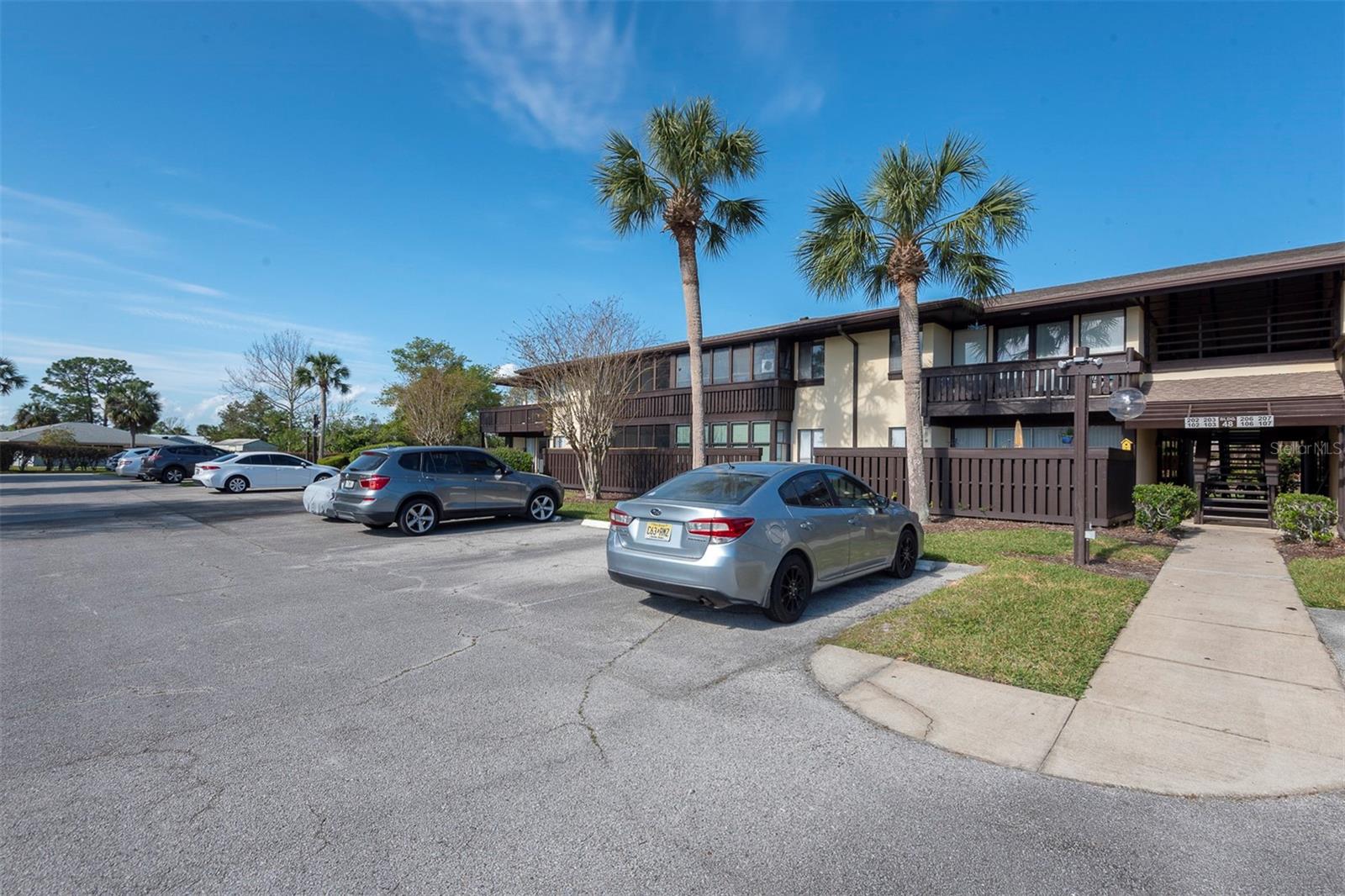 48 Club House Dr #106 Property Photo 42