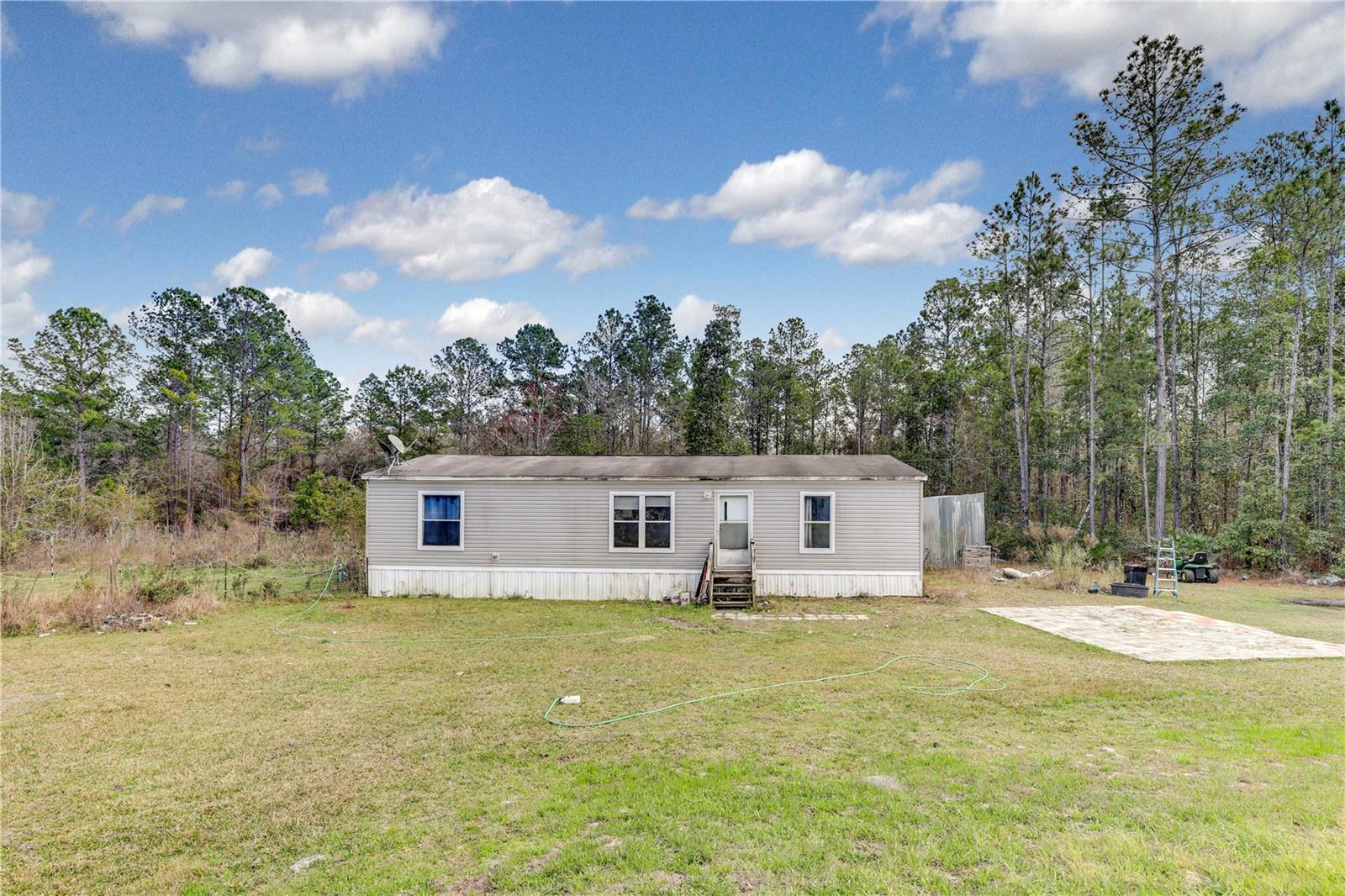 5954 Plantation Ct Property Photo