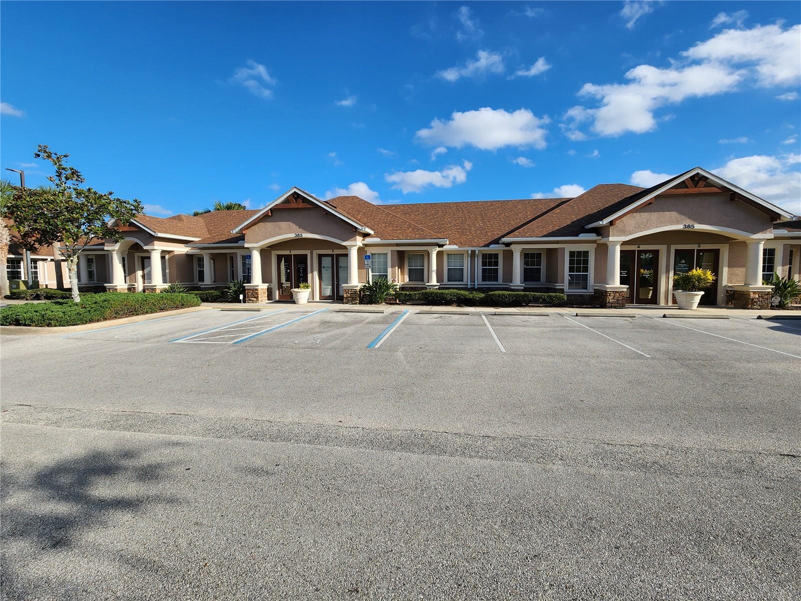 385 Palm Coast Pkwy Sw #3 Property Photo 1