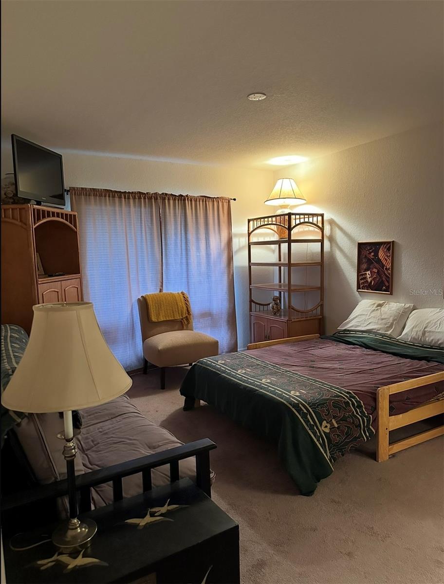 4600 E Moody Blvd #3j Property Photo 7