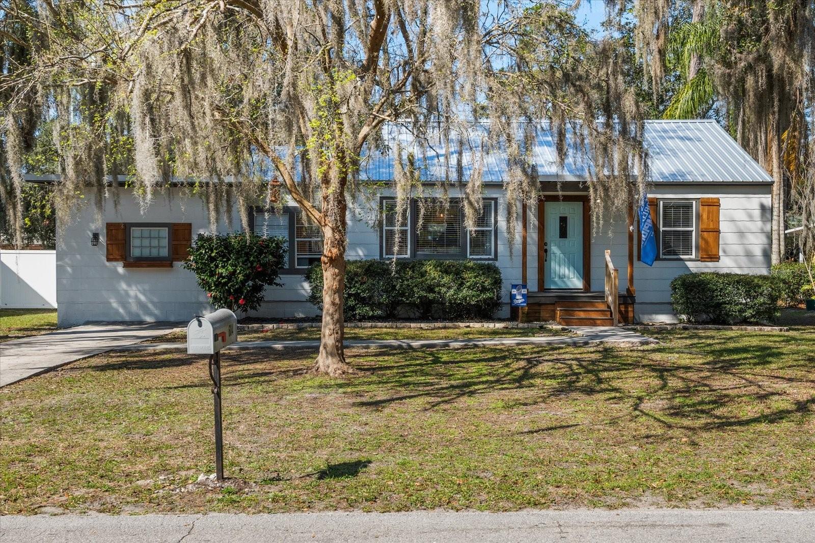 604 Fern St Property Photo