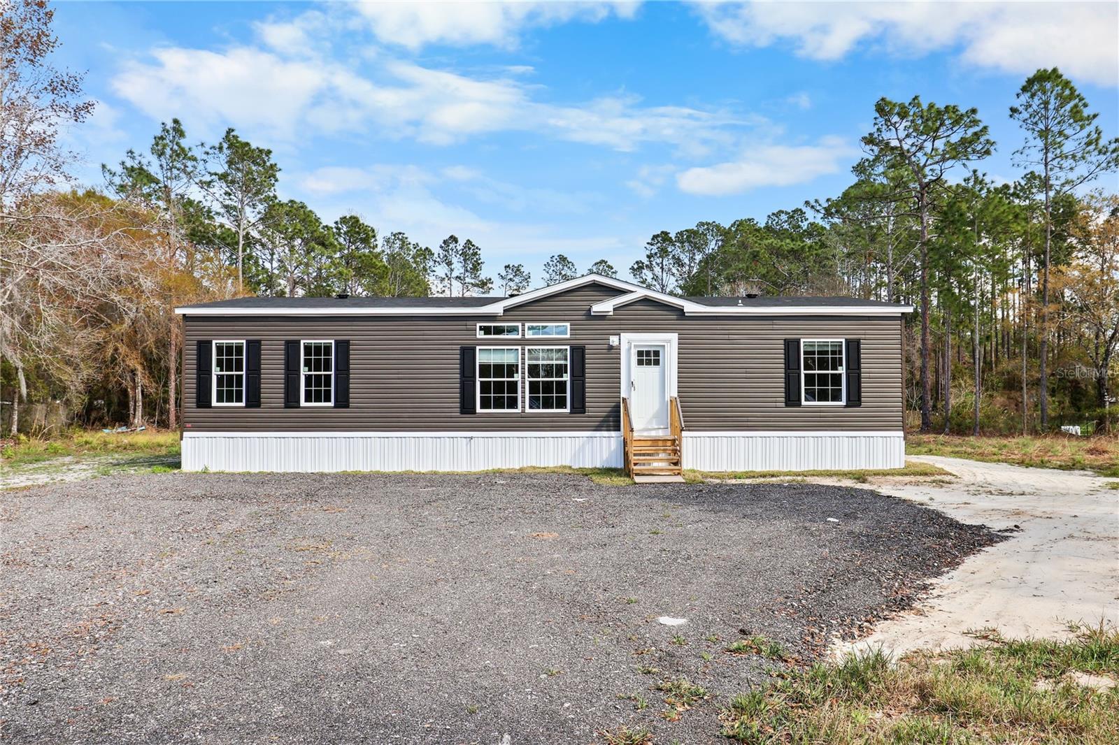 2829 Bamboo St Property Photo