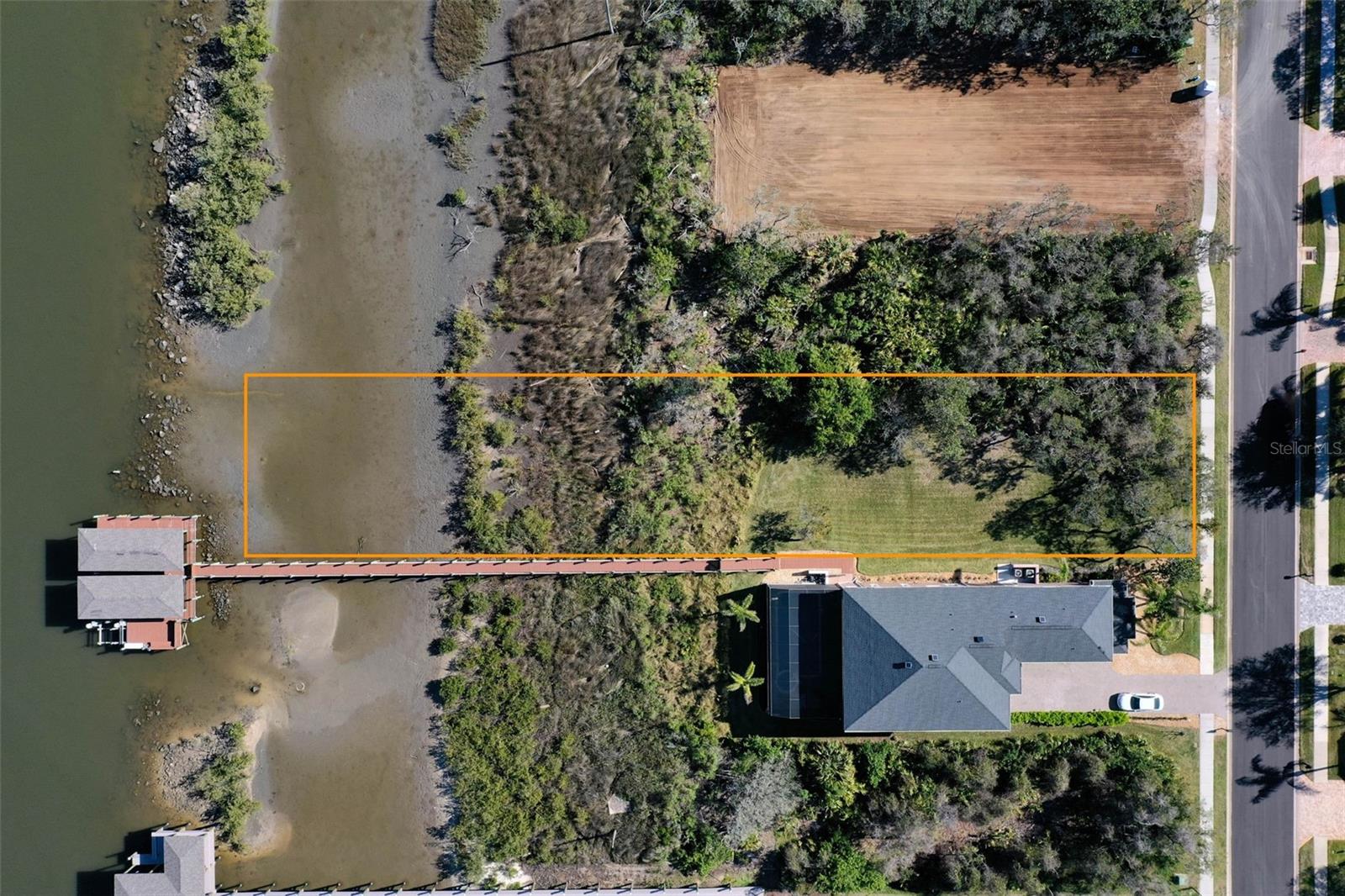 28 N Riverwalk Dr Property Photo 12