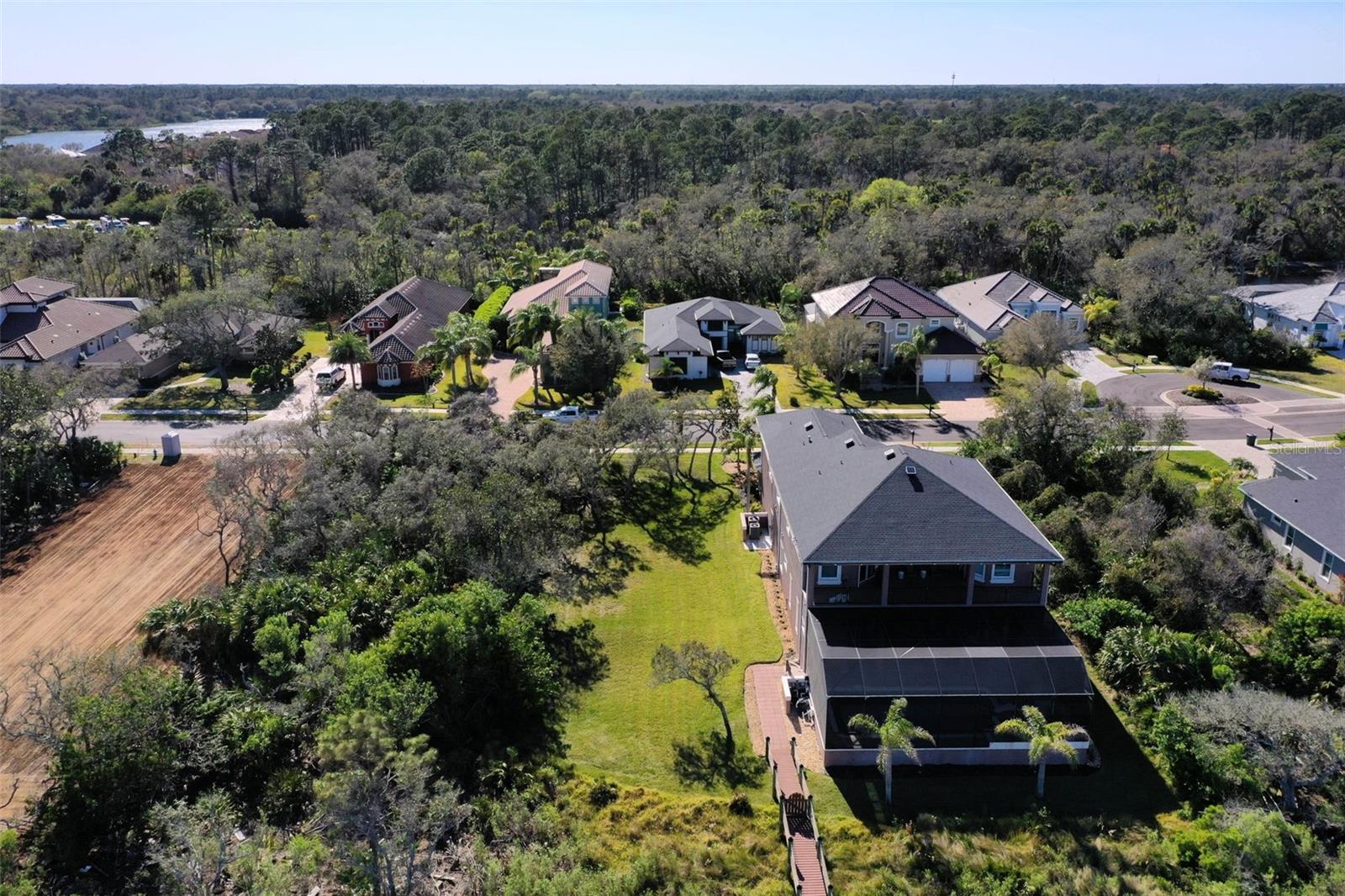 28 N Riverwalk Dr Property Photo 20