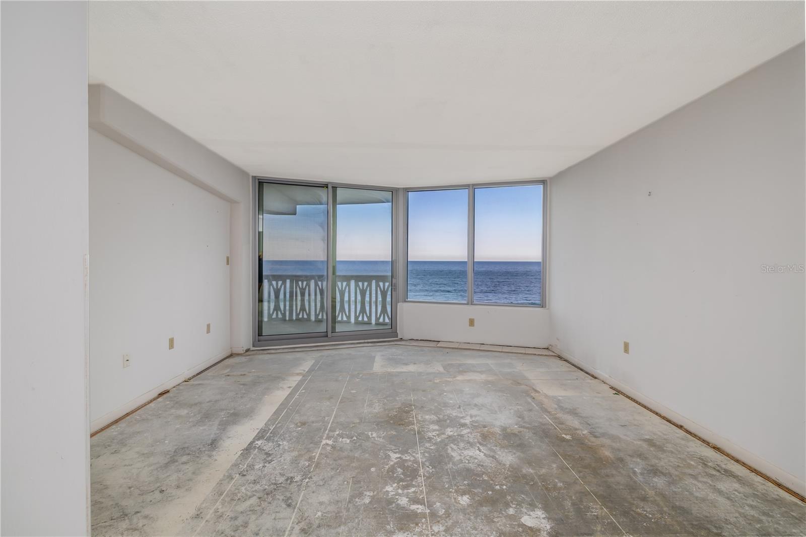 1133 Ocean Shore Blvd #302 Property Photo 10