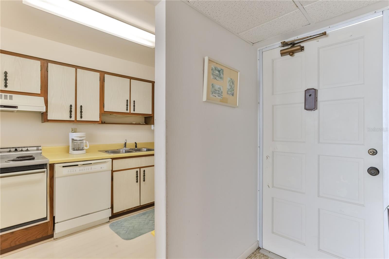 1133 Ocean Shore Blvd #302 Property Photo 35