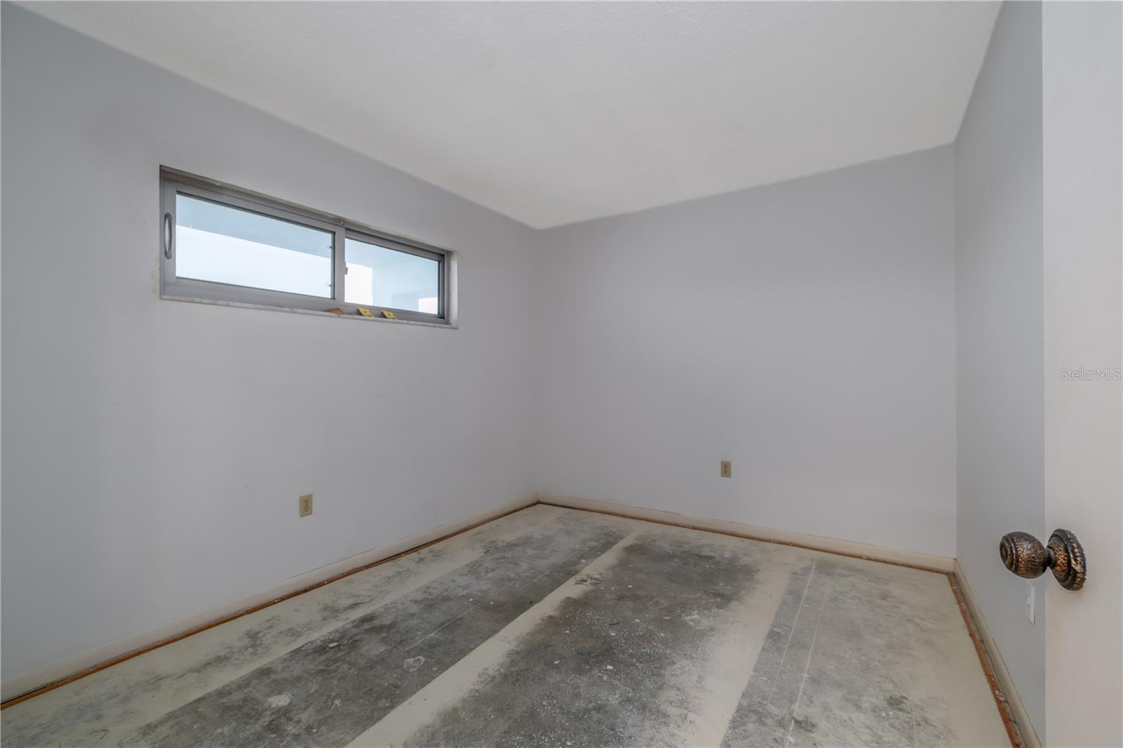 1133 Ocean Shore Blvd #303 Property Photo 21