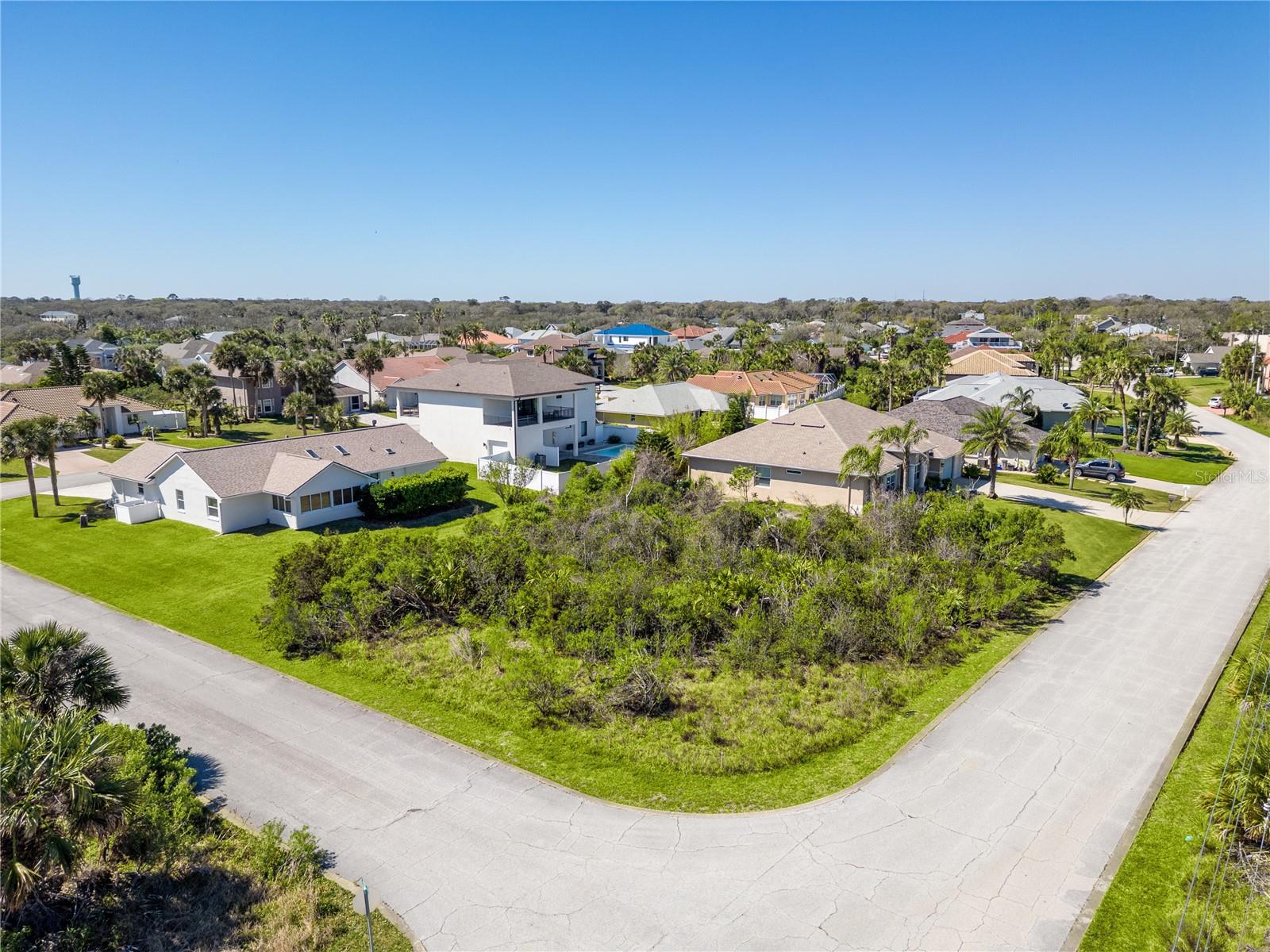 64 Armand Beach Dr Property Photo 2