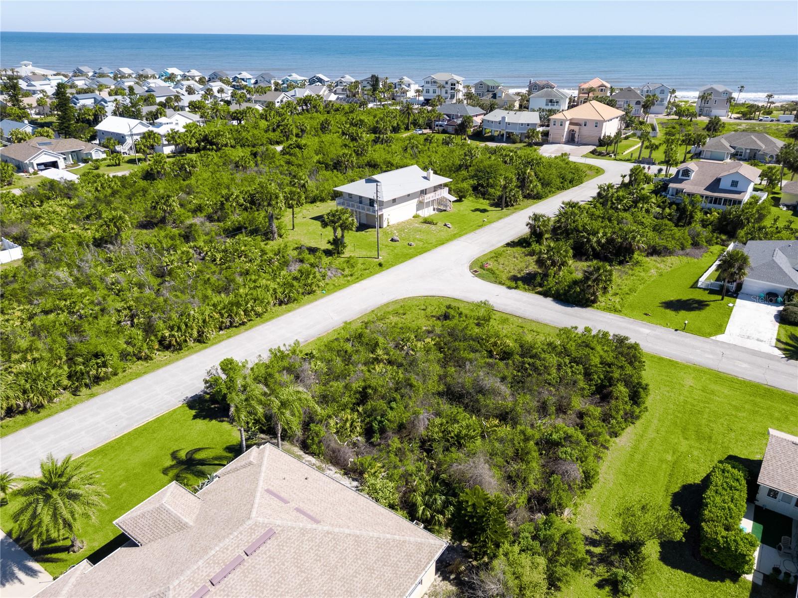 64 Armand Beach Dr Property Photo 4