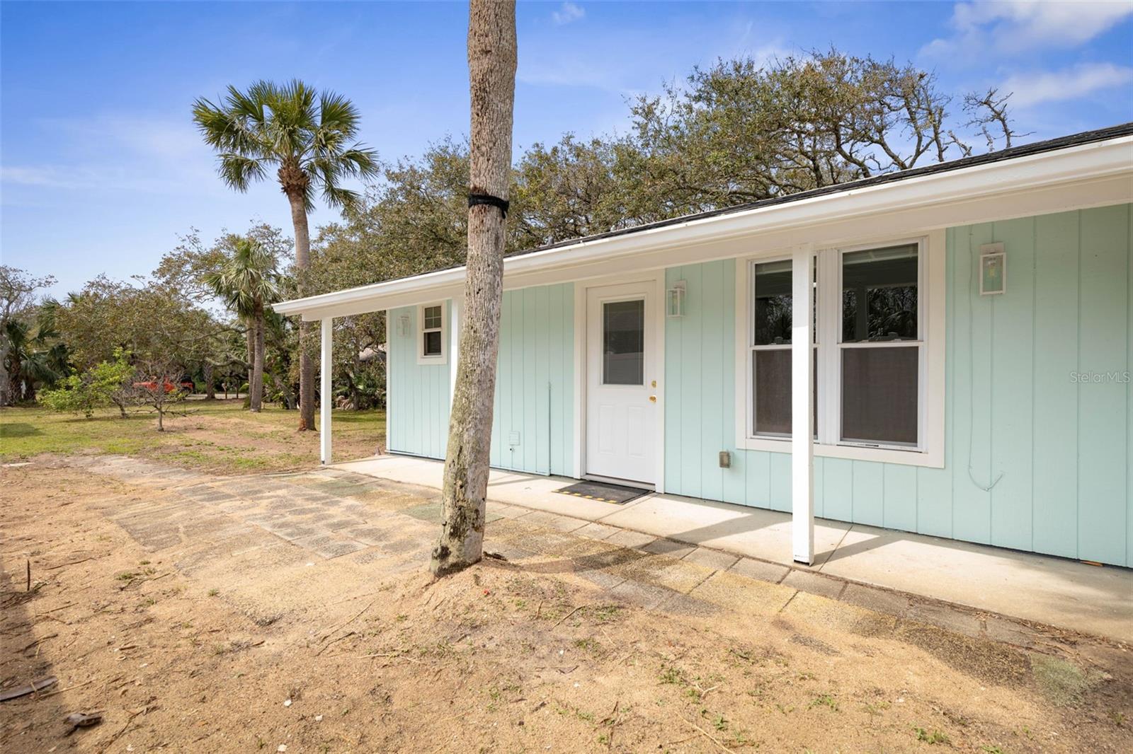 2109 S Flagler Ave Property Photo