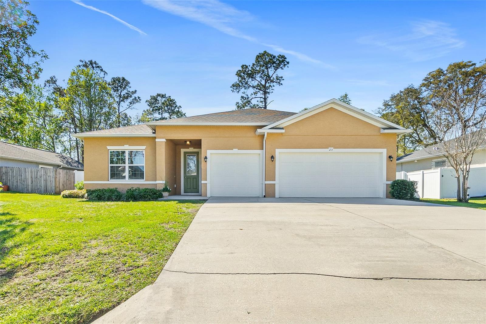 23 Woodborn Ln Property Photo