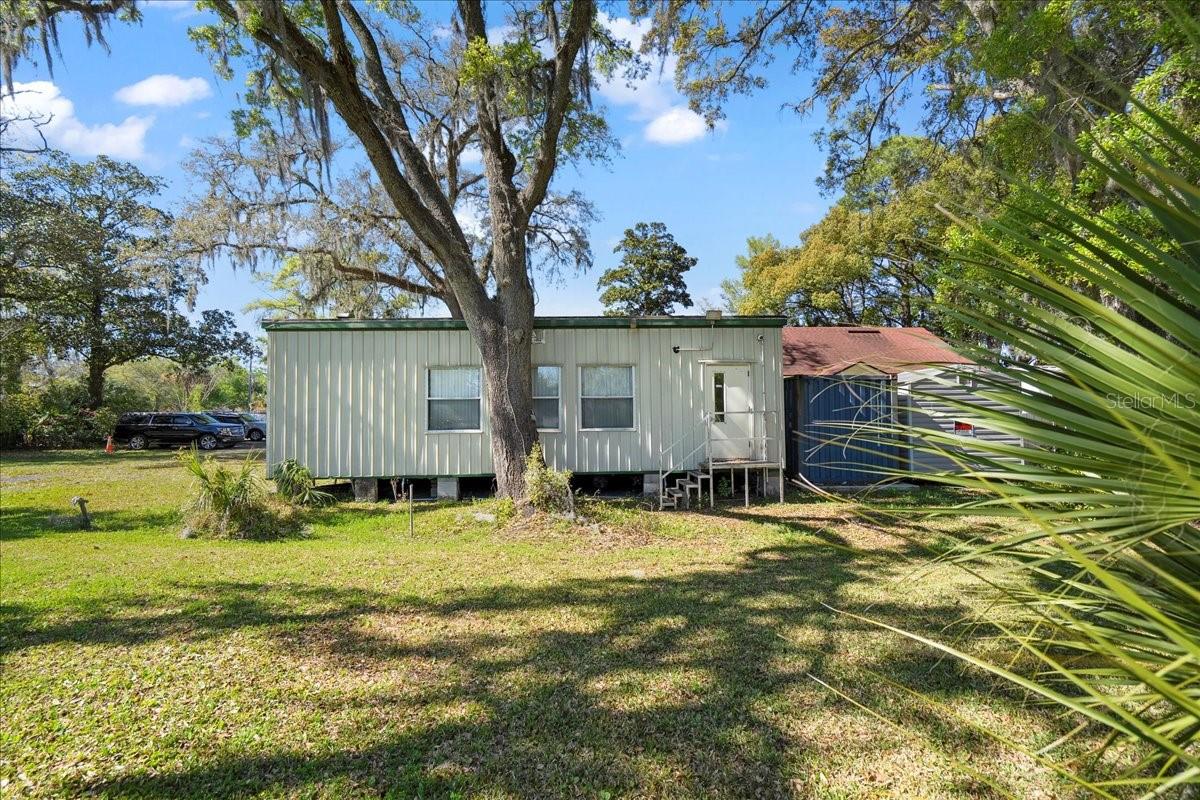 1434 Oakhurst Ave Property Photo 45
